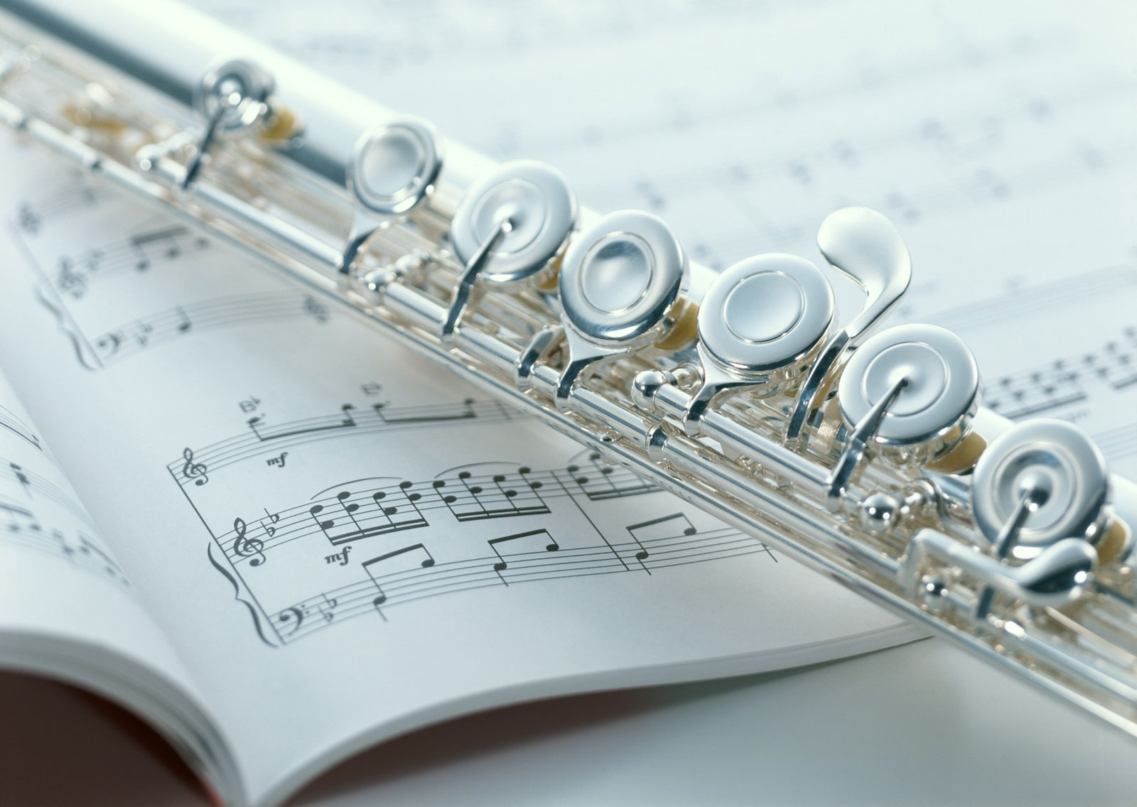 音符イラスト 楽譜と楽器 フルート 無料のフリー素材